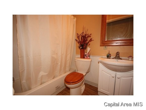 313 West Spruce Street Chatham, IL 62629 - Photo 12 of 23