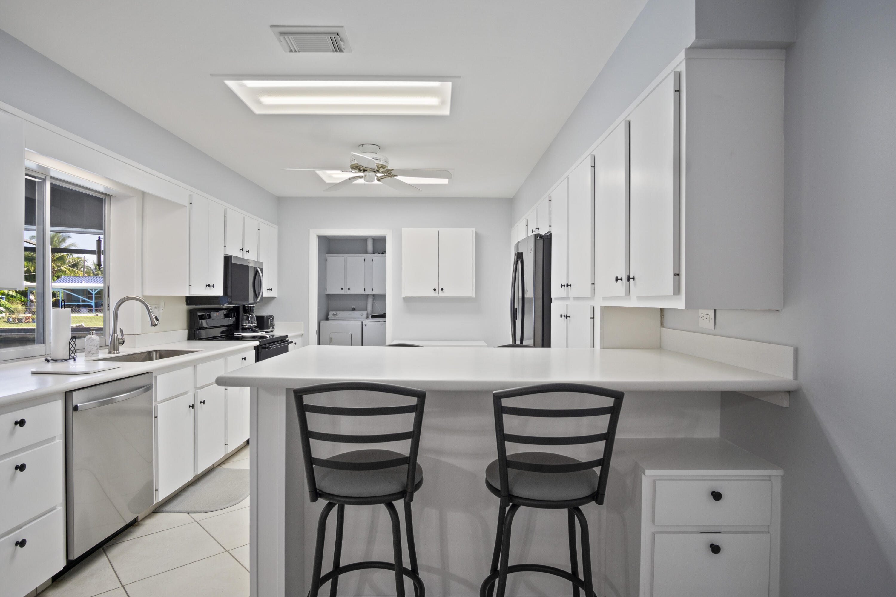 1360 Southwest Albatross Way Palm City, FL 34990 - Photo 17 of 75 21