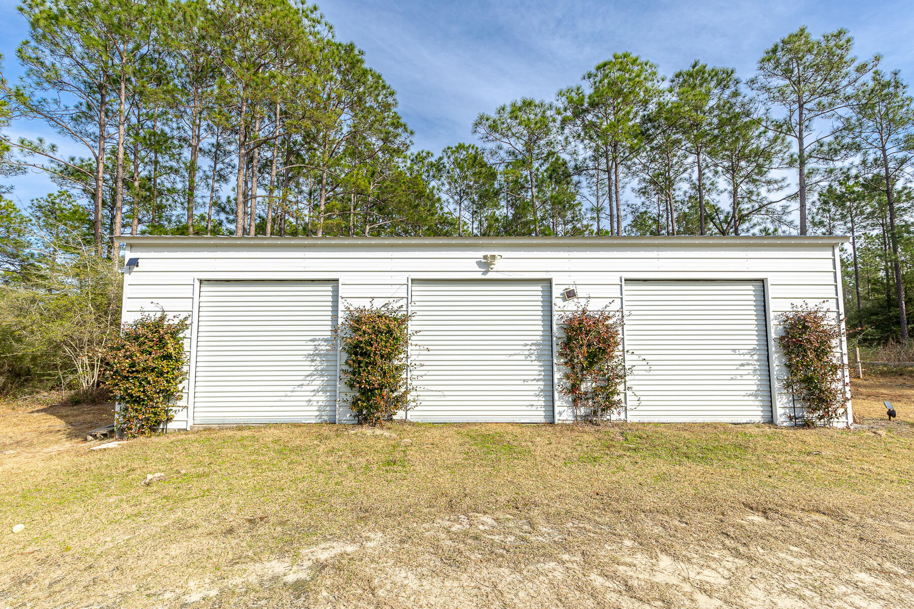 453 Don Graff Road Freeport, FL 32439 - Photo 49 of 59 a view of front door and yard
