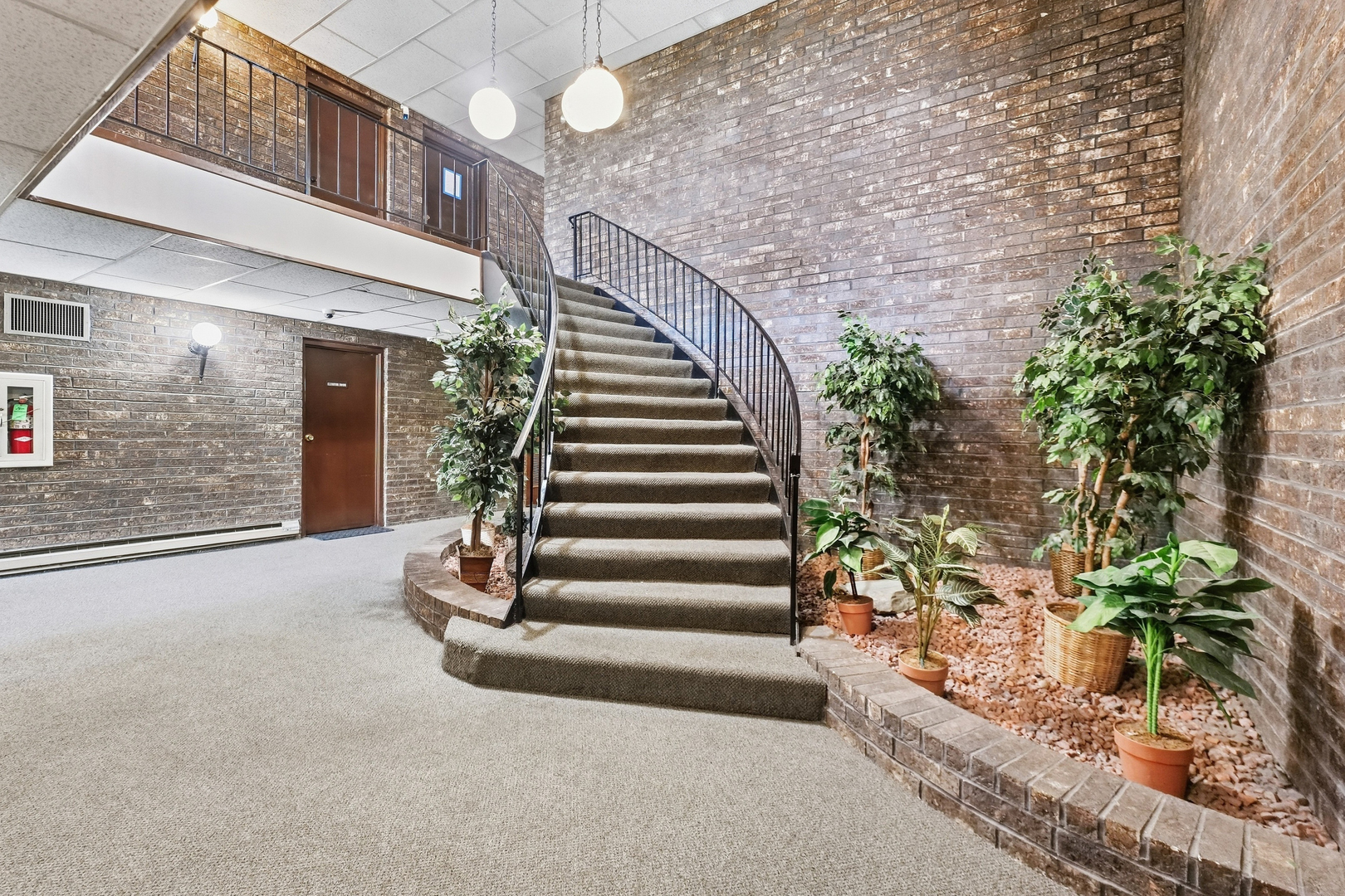820 Elder Road, Unit C411 Homewood, IL 60430 - Photo 2 of 20 Gallery Image 2