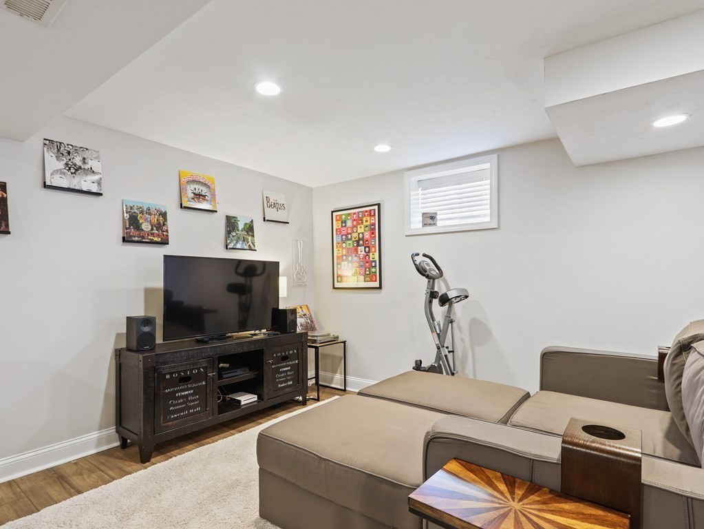 4 Tracywood Road Canton, MA 02021 - Photo 21 of 28 Gallery Image 21