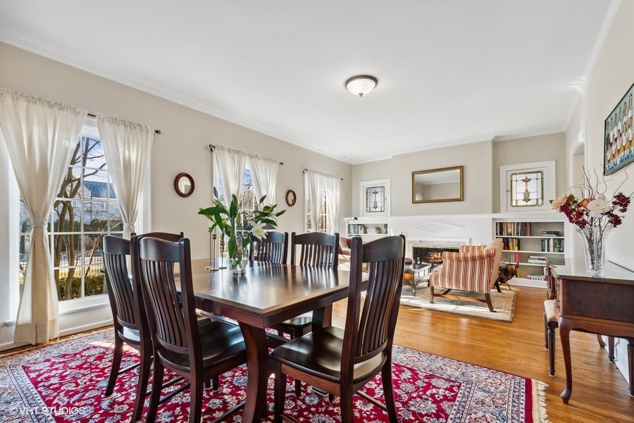 730 Sheridan Road Wilmette, IL 60091 - Photo 11 of 43 a view of a dining room with furniture