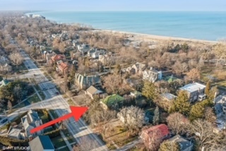 730 Sheridan Road Wilmette, IL 60091 - Photo 38 of 43 a view of city and mountain