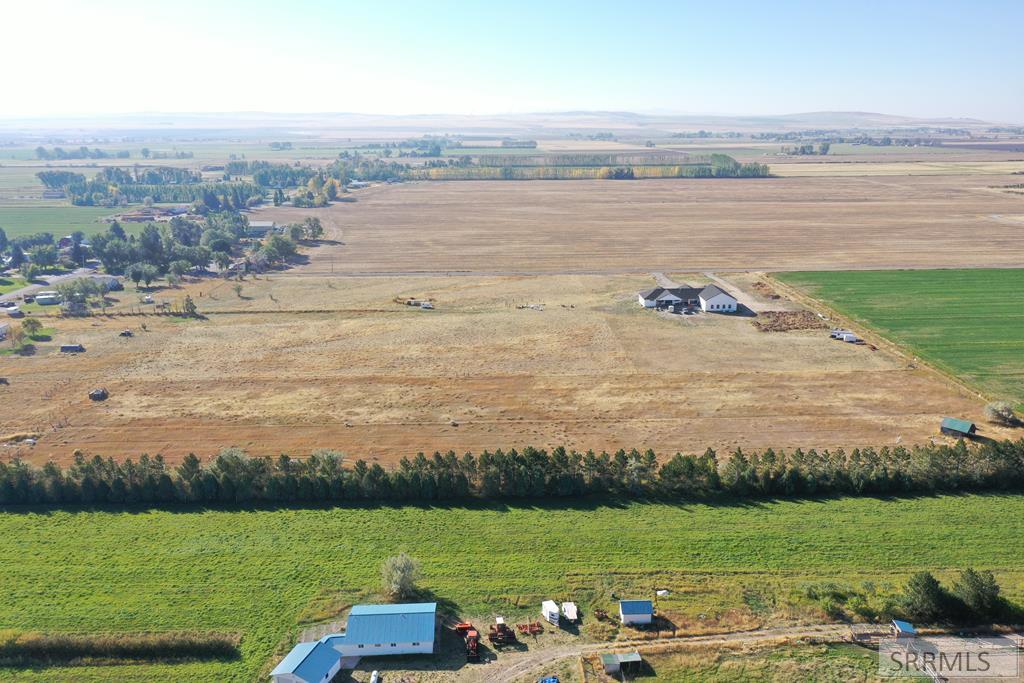 4400 North 4400 East Rigby, ID 83442 - Photo 4 of 9