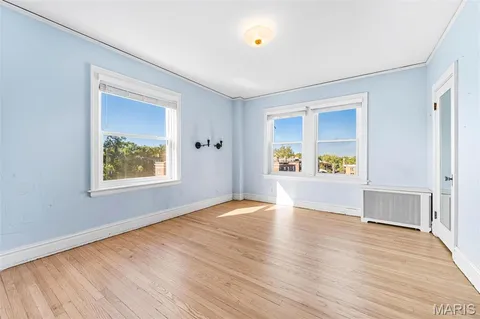 $325,000 | 709 South Skinker Boulevard, Unit 601, St. Louis, MO 63105