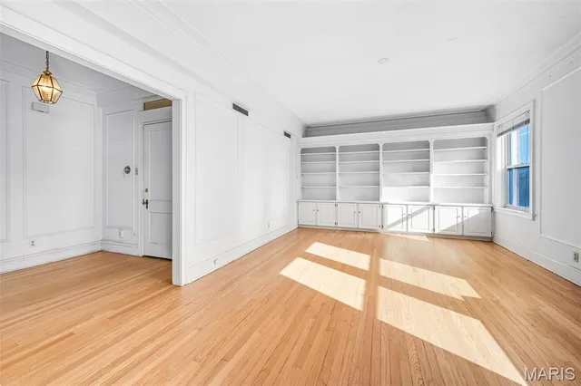 $325,000 | 709 South Skinker Boulevard, Unit 601, St. Louis, MO 63105