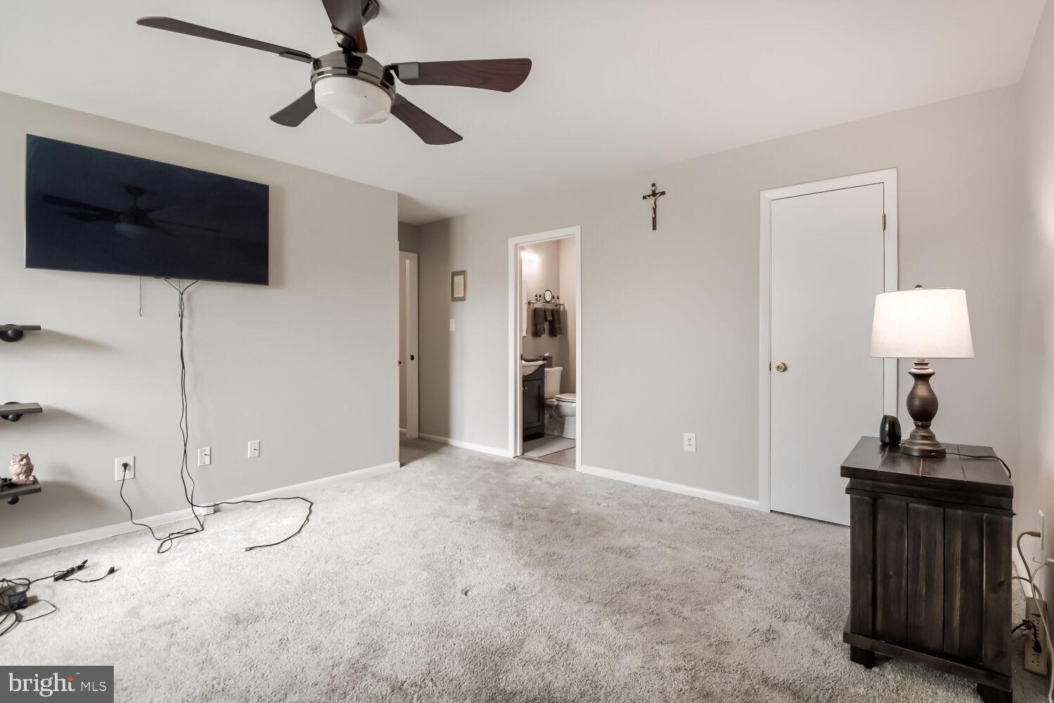 8 Juliet Lane, Unit 304 Nottingham, MD 21236 - Photo 4 of 12 Primary Bedroom