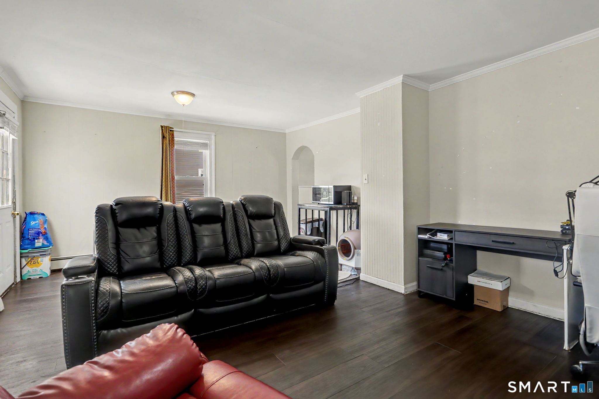 178 Linen Avenue Bridgeport, CT 06604 - Photo 3 of 29