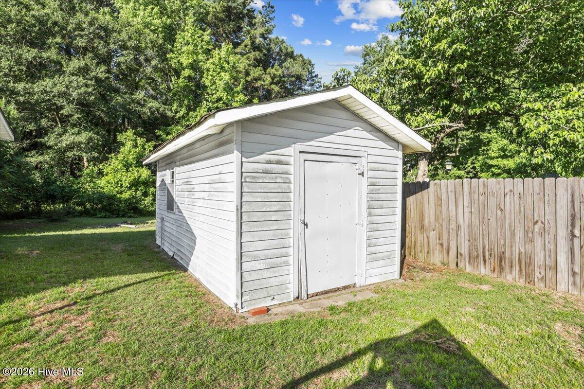 283 Will Baker Road Kinston, NC 28504 - Photo 10 of 38