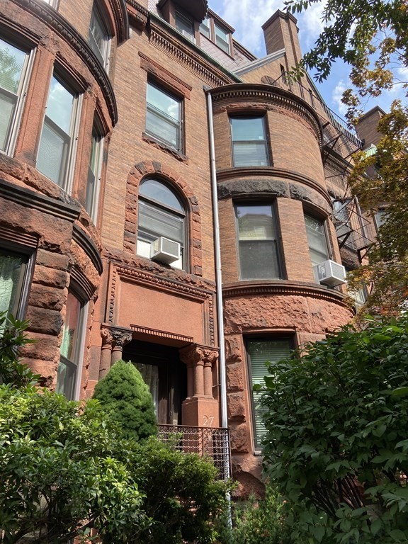 27 Bay State Road Boston, MA 02215 - Photo 1 of 31 Gallery Image 1