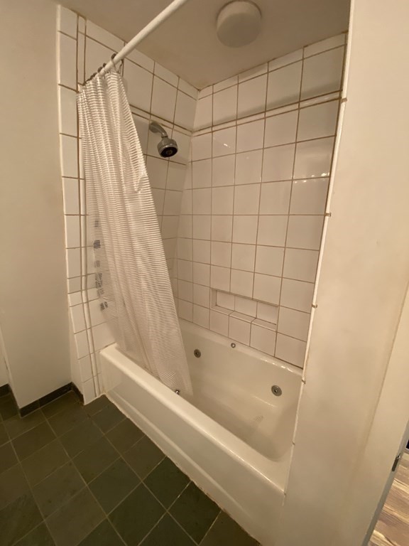 27 Bay State Road Boston, MA 02215 - Photo 16 of 31 Gallery Image 16