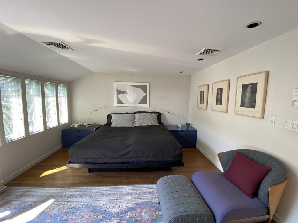 27 Bay State Road Boston, MA 02215 - Photo 17 of 31 Gallery Image 17