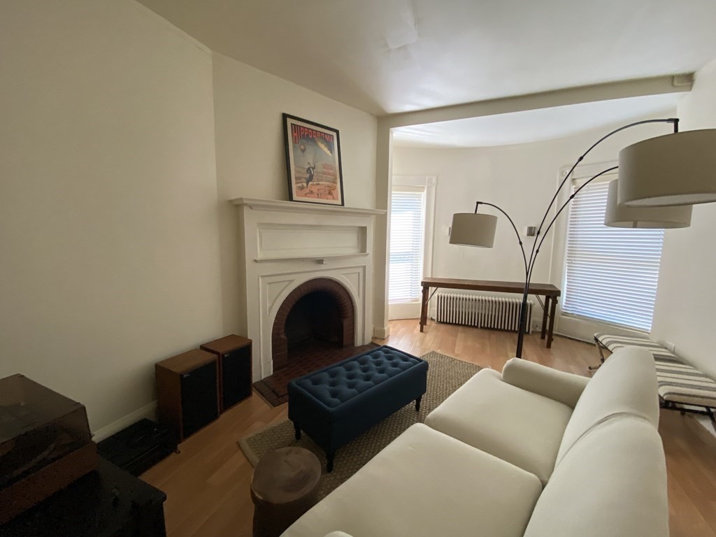 27 Bay State Road Boston, MA 02215 - Photo 20 of 31 Gallery Image 20