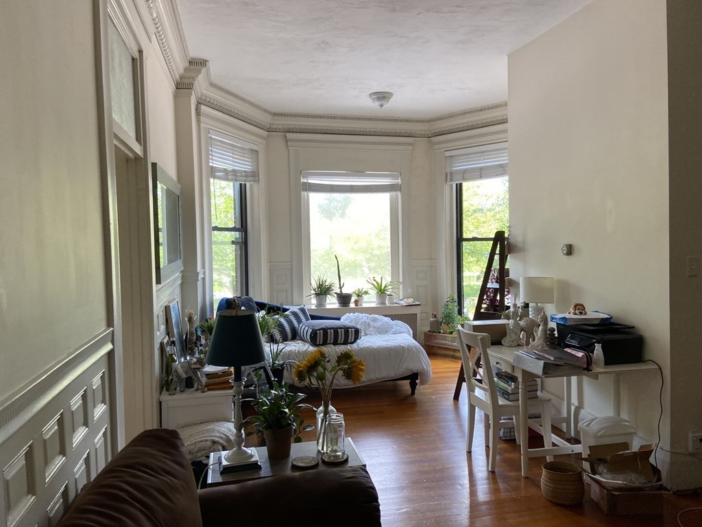 27 Bay State Road Boston, MA 02215 - Photo 28 of 31 Gallery Image 28