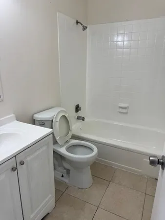 $2,800 | 537 Northwest 46th Avenue, Delray Beach, FL 33445
