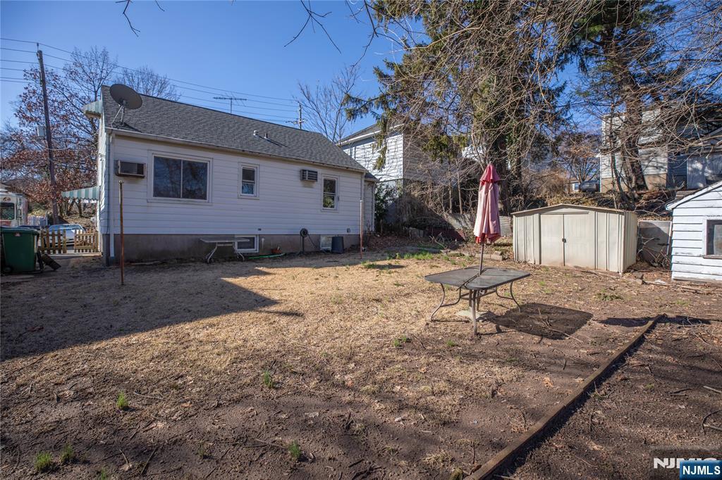31 Spring Valley Avenue, Unit WHOLE HOUSE Paramus, NJ 07652 - Photo 29 of 31