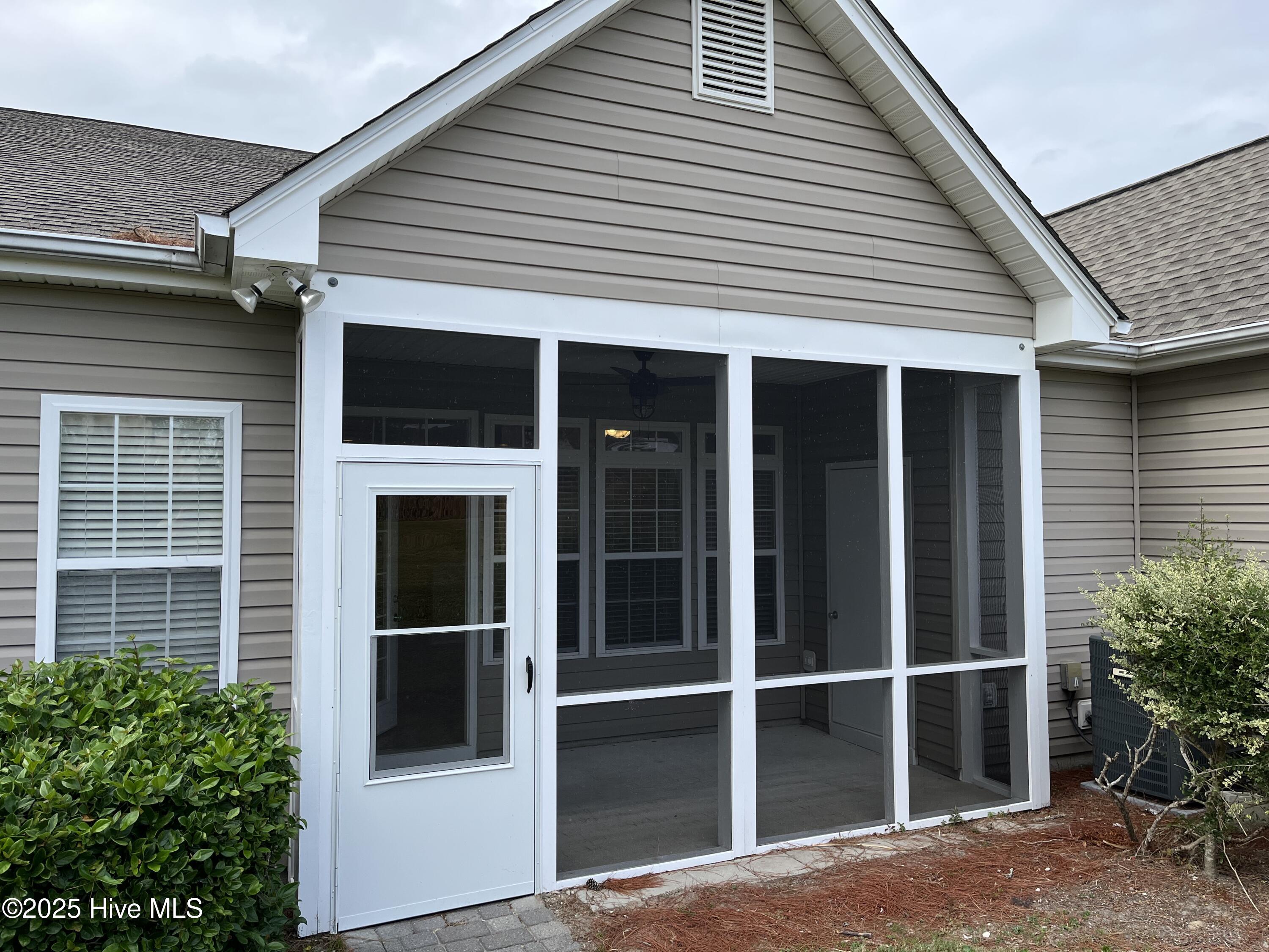 5118 Elton Drive Southeast Southport, NC 28461 - Photo 15 of 16 IMG_0499