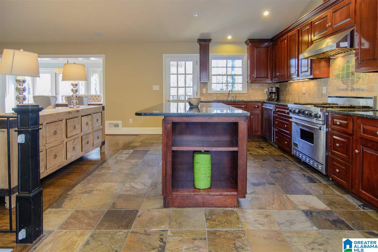 1325 Willoughby Road Birmingham, AL 35216 - Photo 7 of 32