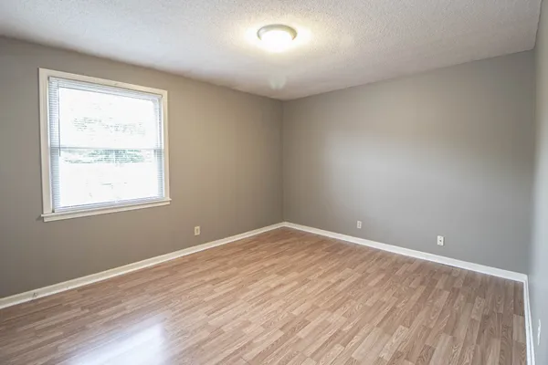 $795 | 807 Golf View Place, Unit A, Clarksville, TN 37043
