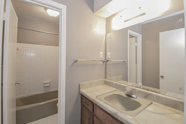 $795 | 807 Golf View Place, Unit A, Clarksville, TN 37043