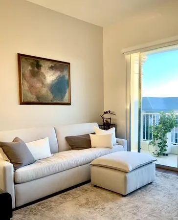 $4,495 | 804 East Windward Way, Unit PH 21, Lantana, FL 33462
