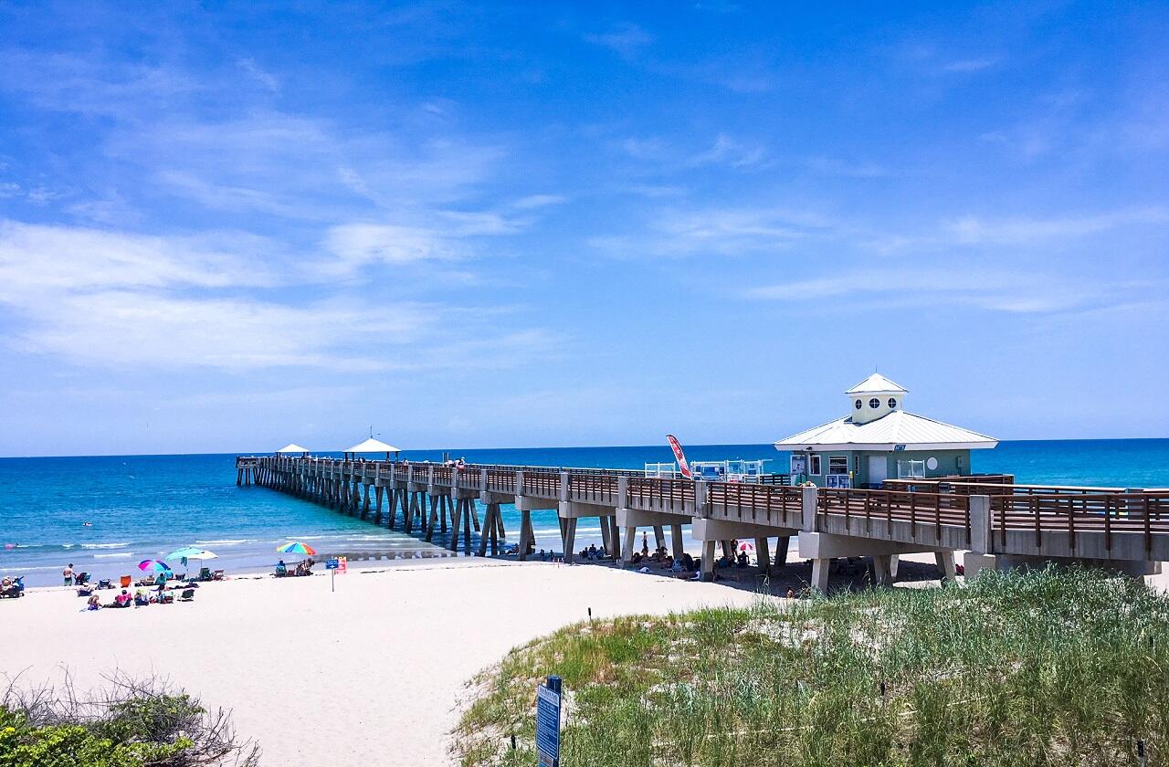 1101 Keystone Drive, Unit F Jupiter, FL 33458 - Photo 27 of 36 Juno Pier