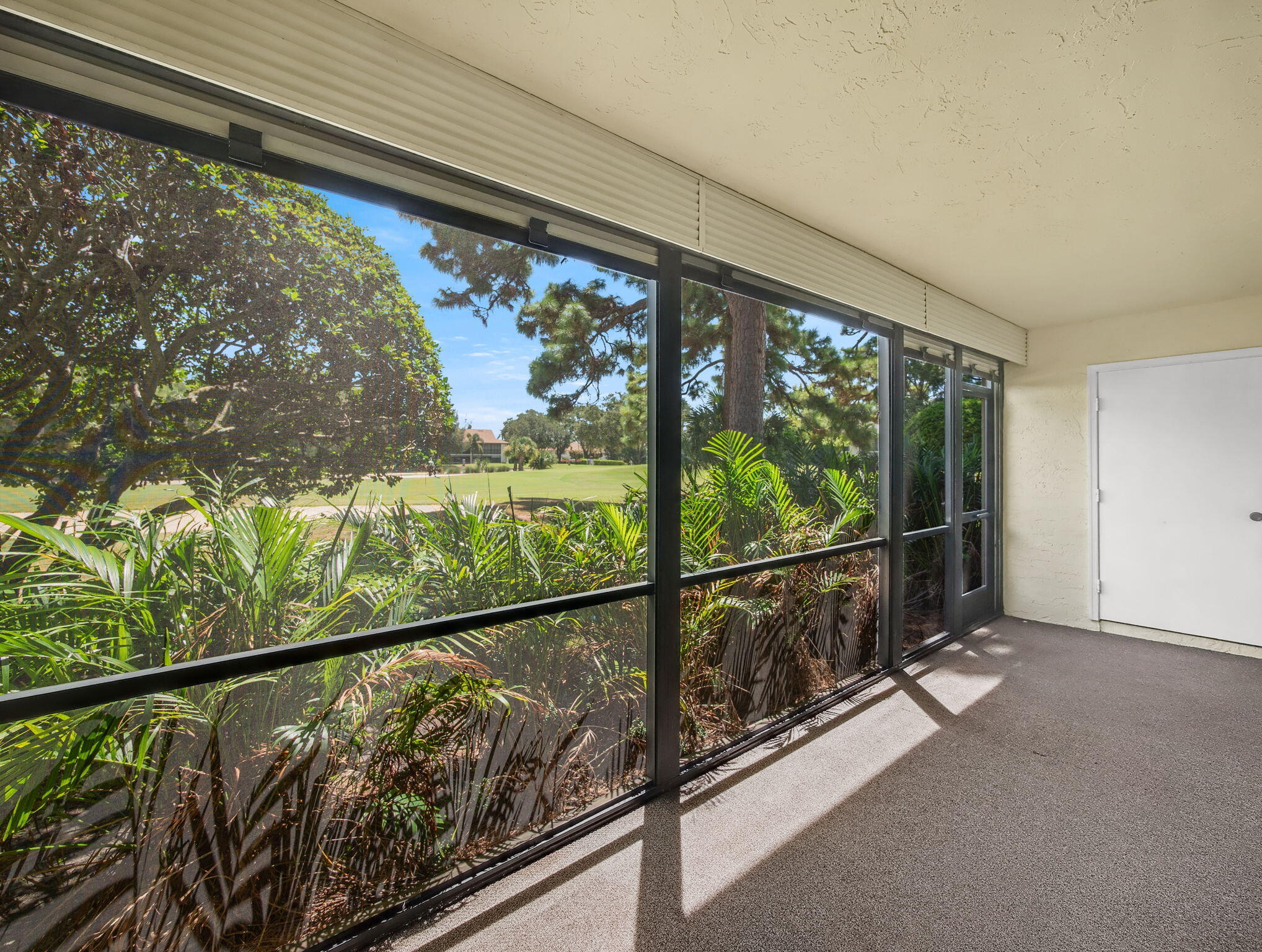 1101 Keystone Drive, Unit F Jupiter, FL 33458 - Photo 5 of 36 15-web-or-mls-008