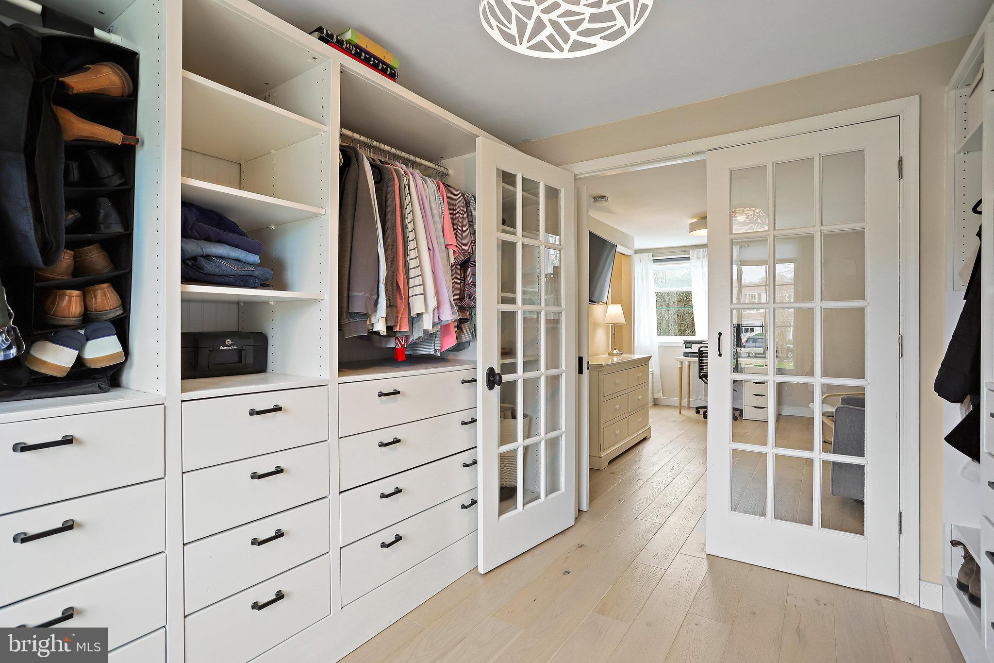 1112 Riva Ridge Drive Great Falls, VA 22066 - Photo 13 of 37 Wonderful Closet Organizer System