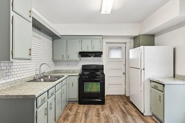 $200,000 | 1045 Magnolia Avenue East, St. Paul, MN 55106