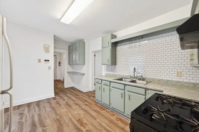 $200,000 | 1045 Magnolia Avenue East, St. Paul, MN 55106