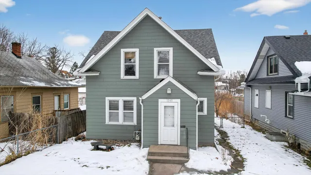 $200,000 | 1045 Magnolia Avenue East, St. Paul, MN 55106