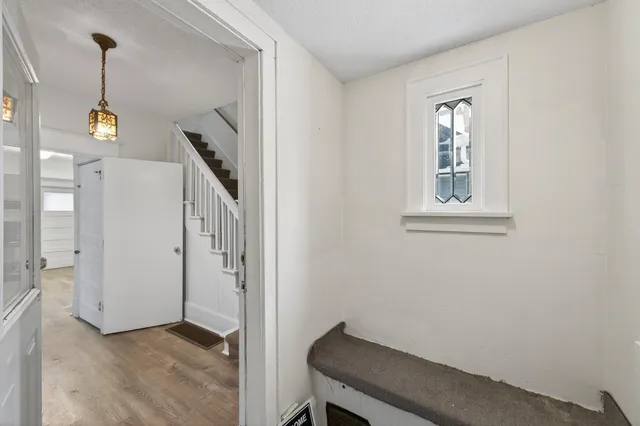 $200,000 | 1045 Magnolia Avenue East, St. Paul, MN 55106