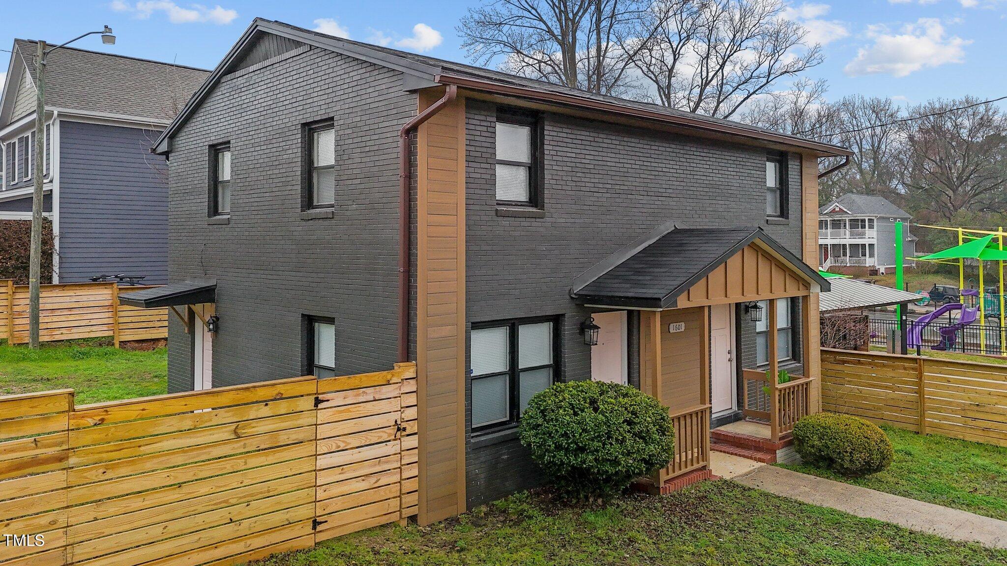 1601 Pender Street Raleigh, NC 27610 - Photo 41 of 46 6-web-or-mls-DJI_20240111012811_0226_D