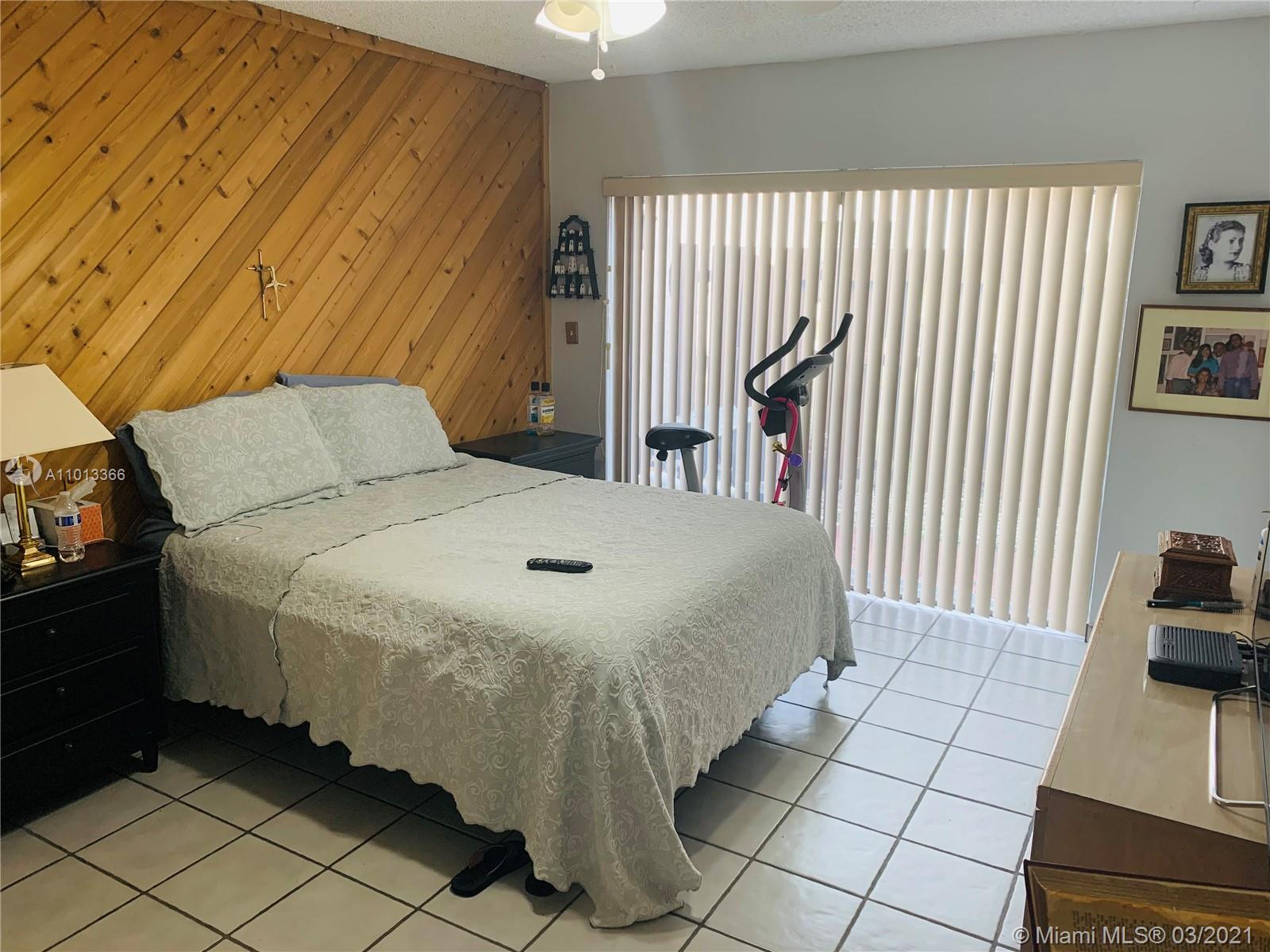 11463 Southwest 109th Road, Unit 6B Miami, FL 33176 - Photo 12 of 25 Gallery Image 12