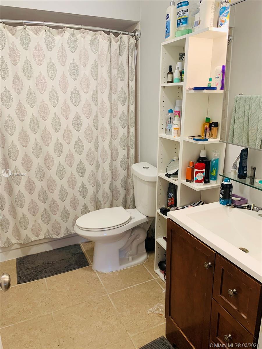 11463 Southwest 109th Road, Unit 6B Miami, FL 33176 - Photo 18 of 25 Gallery Image 18