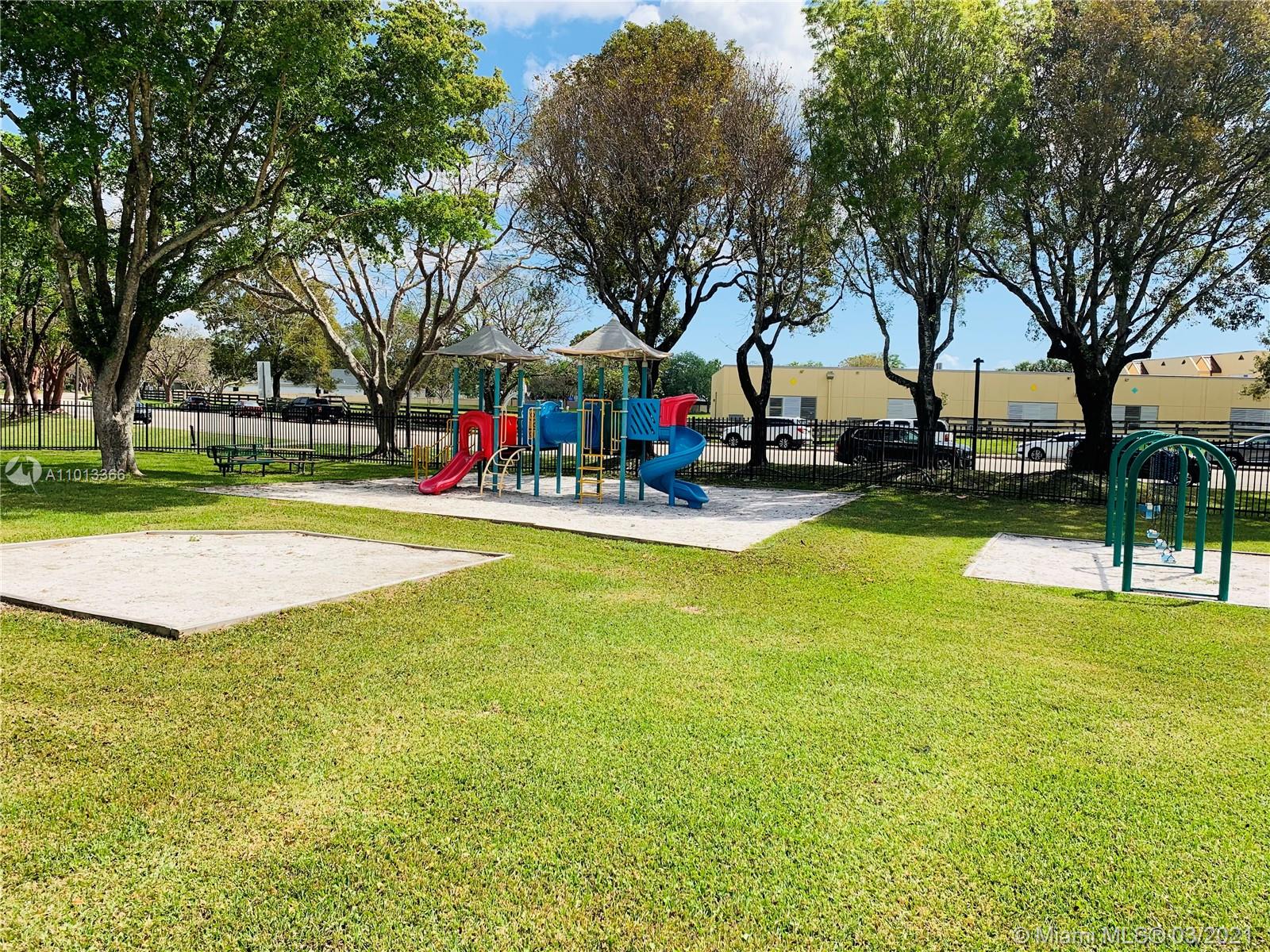 11463 Southwest 109th Road, Unit 6B Miami, FL 33176 - Photo 24 of 25 Gallery Image 24