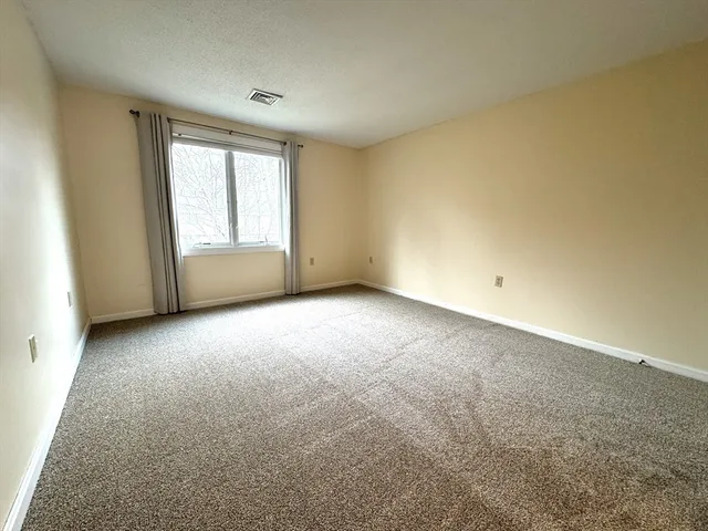 $3,000 | 49 Brickett Hill Circle, Unit 49, Haverhill, MA 01830