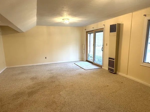 $2,800 | 49 Brickett Hill Circle, Unit 49, Haverhill, MA 01830
