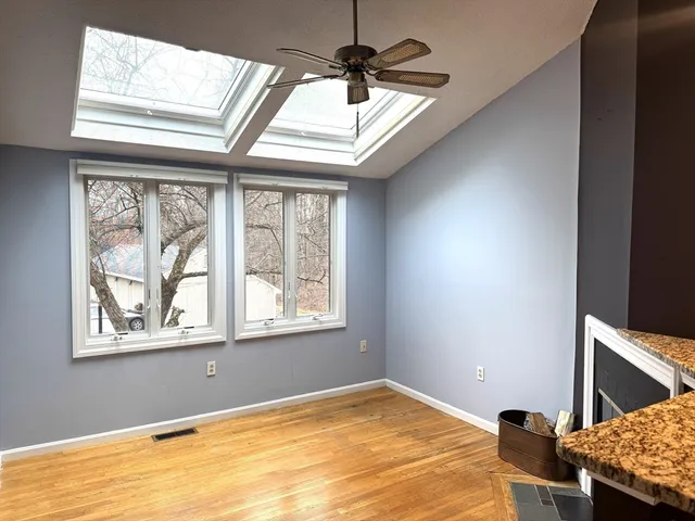 $3,000 | 49 Brickett Hill Circle, Unit 49, Haverhill, MA 01830