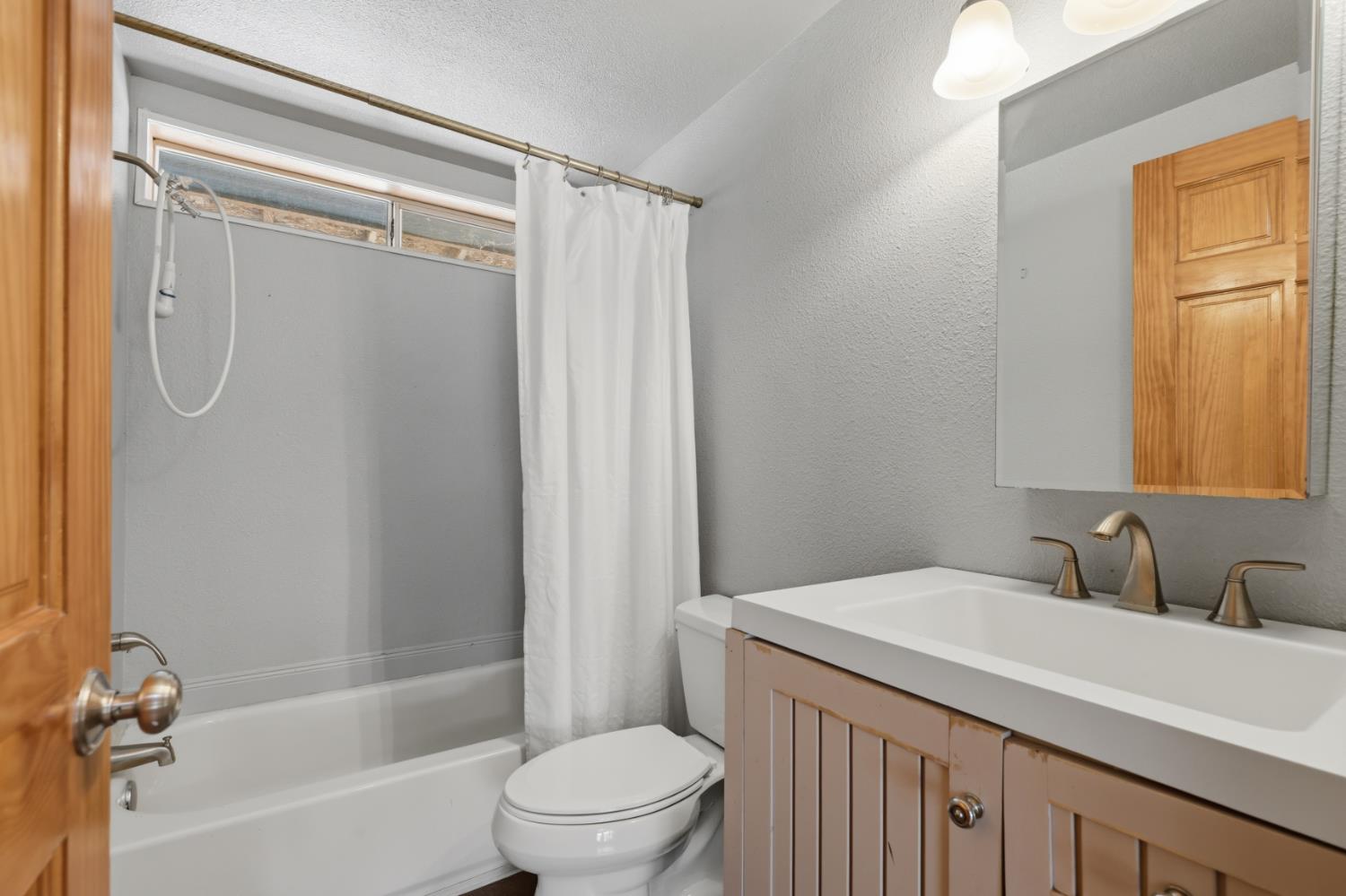 4050 Burnett Road Lincoln, CA 95648 - Photo 24 of 68