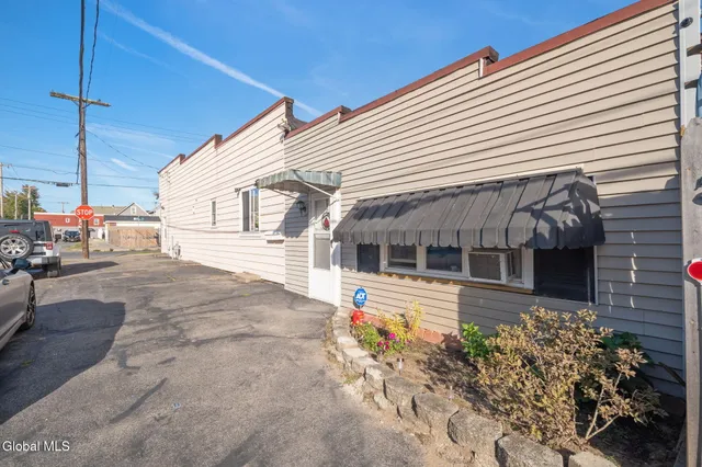 $179,000 | 1002 Strong Street, Schenectady, NY 12307