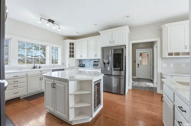 $995,000 | 1800 West 950 North, Markle, IN 46770