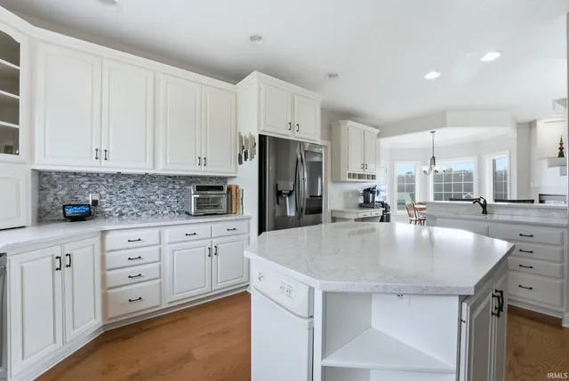 $995,000 | 1800 West 950 North, Markle, IN 46770