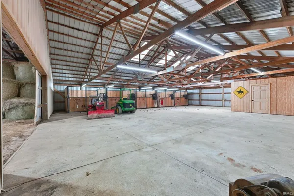 $995,000 | 1800 West 950 North, Markle, IN 46770