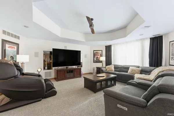 $995,000 | 1800 West 950 North, Markle, IN 46770