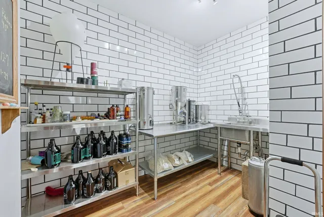 $995,000 | 1800 West 950 North, Markle, IN 46770