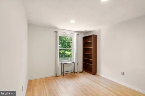 $405,000 | 8116 Mandan Terrace, Greenbelt, MD 20770