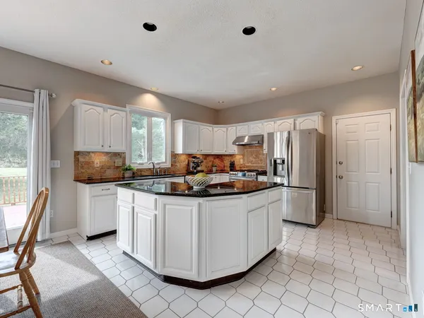 $819,900 | 283 Fairway Crossing, Glastonbury, CT 06033