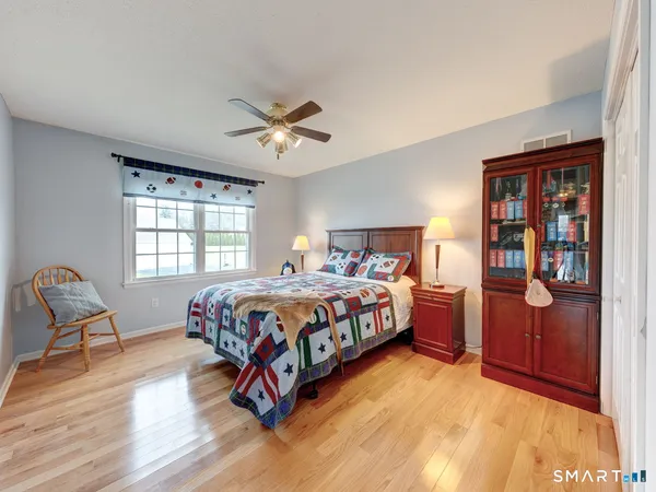 $819,900 | 283 Fairway Crossing, Glastonbury, CT 06033