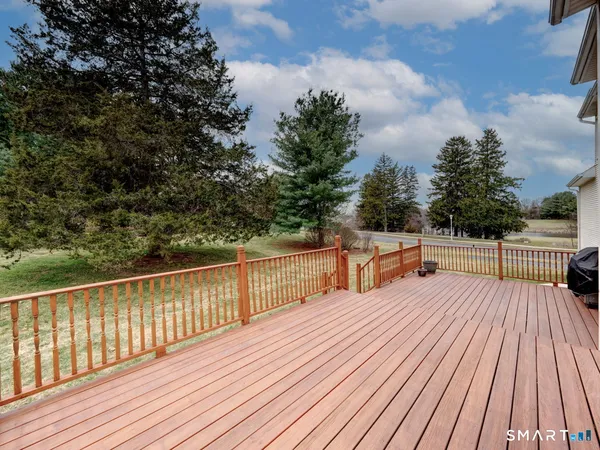 $819,900 | 283 Fairway Crossing, Glastonbury, CT 06033